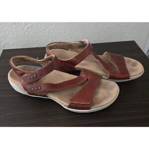 Halsa brown leather sandals